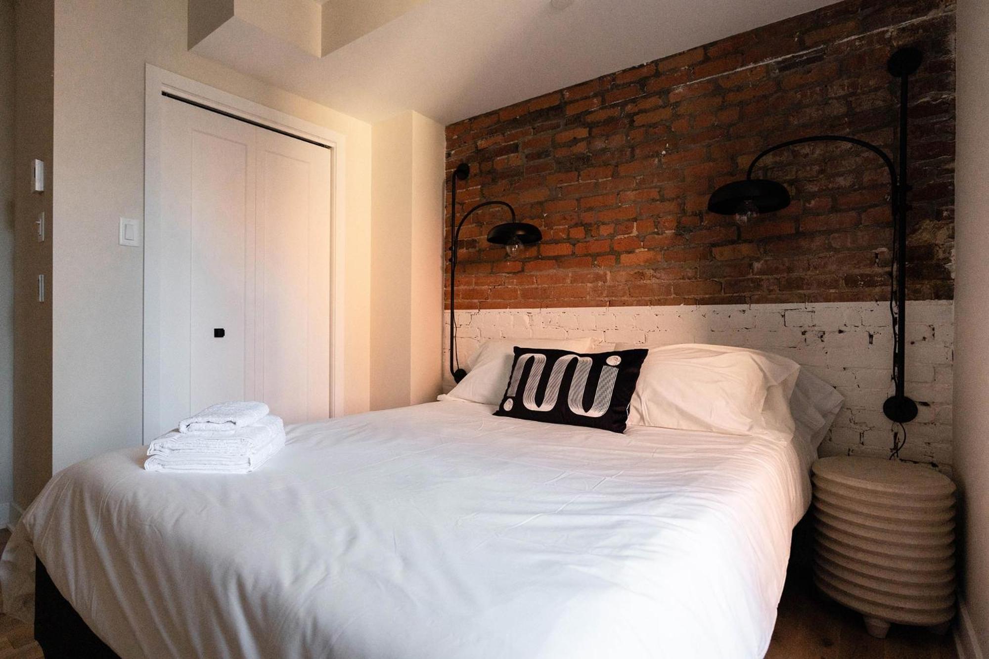 Maison Place Royale By Luxury In Transit Montreal Exterior foto