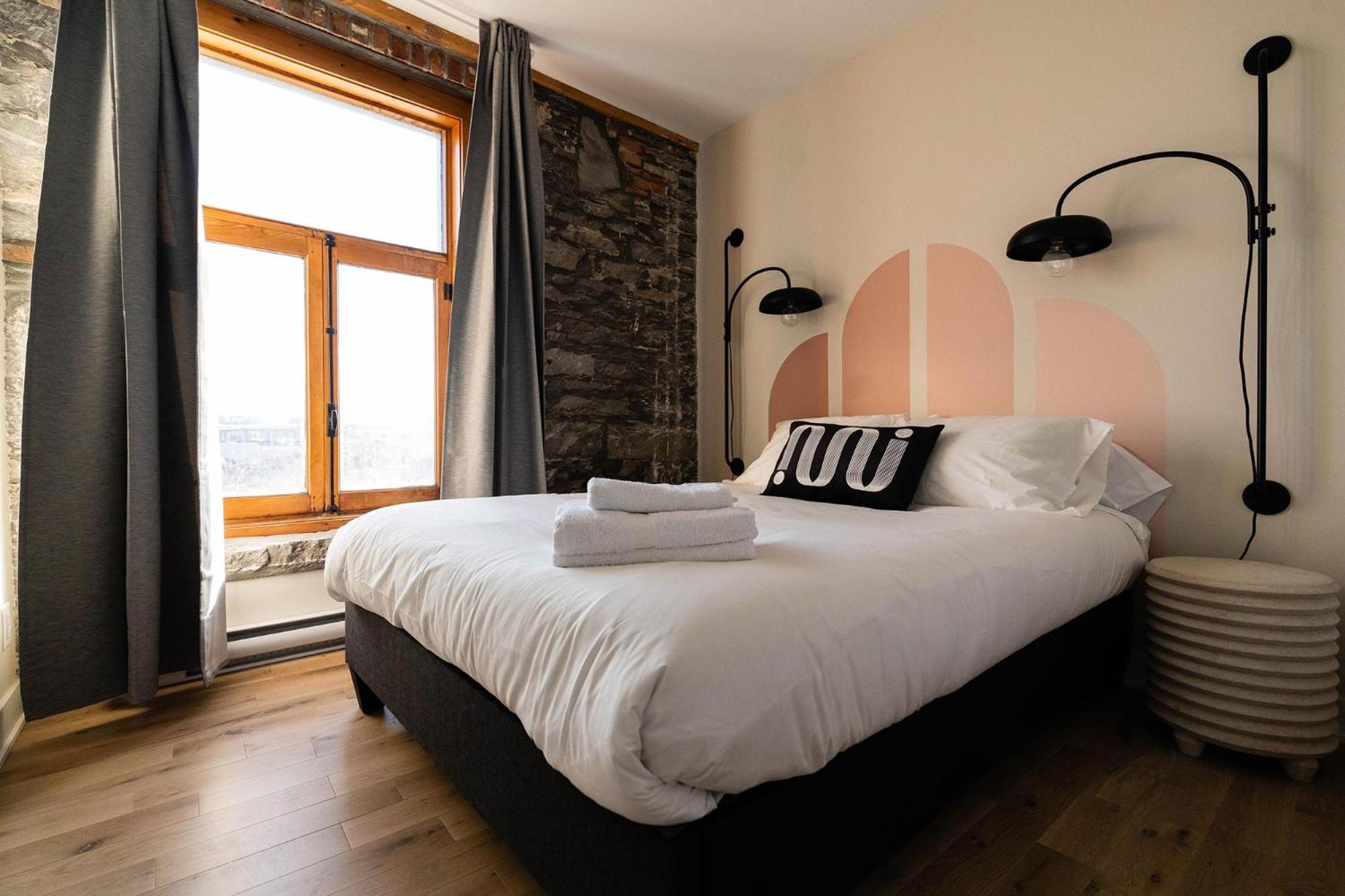 Maison Place Royale By Luxury In Transit Montreal Exterior foto